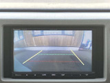 ■バックモニター付きで車庫入れ時も後方が確認できて安心です!