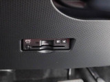 ETC車載器。高速道路を使ったドライブもキャッシュレスでスマートに。(別途セットアップ料金が必要になります)