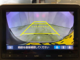 リアカメラ付で、後方をナビ画面で確認。車庫入れも安心です。もちろん、バックギアと連動しています。