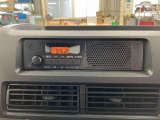 AM/FMラジオが付いています