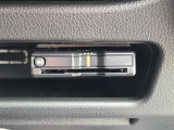 ETCももちろん搭載。いちいち料金所で停車する必要なんて当然ないです。スムーズにストレスなくドライブをお楽しみください。(※支払総額にセットアップ費用は含まれておりません。)