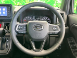 【純正革巻きステアリング】上質な革を使用することで、手にしっかり馴染みとても運転しやすいハンドルです♪