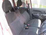 デイズルークスのフロントシートです。座り心地もバッチリです。