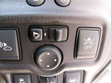 ドアミラーの鏡面の調節、格納は運転席からすべて操作できます!