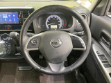 ステアリングも使用感が少なく、きれいな状態となっております♪