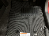 【カーペットマット】嬉しい純正カーペットマットつき!純正なのでフィット感が違いますよ☆清掃済みです♪