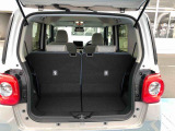 荷室空間も広く、シートアレンジもできるので使い分けできます。