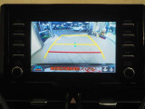 バックガイドモニターで、後方を確認しながら安心して駐車することができます。運転初心者も熟練者も必須の機能ですよ!