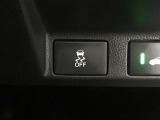 【VSA】ブレーキ時の車輪ロックを防ぐABS、加速時などの車輪空転を抑えるTCS、旋回時の横滑り抑制の3つの機能をトータルに制御!予期しないクルマの挙動の乱れを防ぐ安全装備です♪