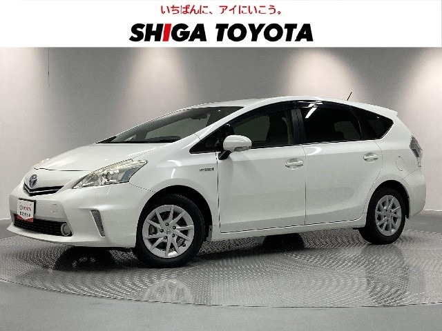 トヨタ プリウスα 