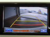 バックガイドモニターで、後方を確認しながら安心して駐車することができます。運転初心者も熟練者も必須の機能ですよ!