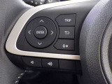 ステアリングスイッチ装備!運転しながら手元でオーディオの操作などができます。