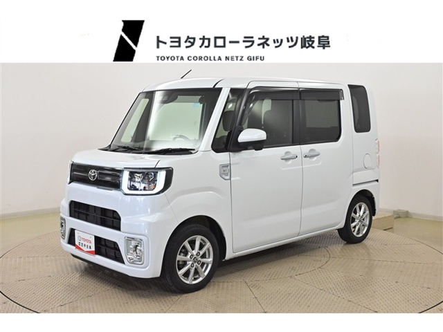 トヨタ ピクシスメガ 