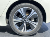 16インチ純正アルミホイール
