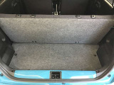 トランクスペースもご覧のとおりそれなりにお荷物乗せることができます。