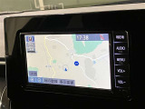 純正ナビを装備。タッチパネル式で使いやすく、お出かけもラクラクです。