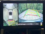 【パノラマモニター】専用のカメラにより、上から見下ろしたような視点で360度クルマの周囲を確認することができます☆死角部分も確認しやすく、狭い場所での切り返しや駐車もスムーズに行えます。