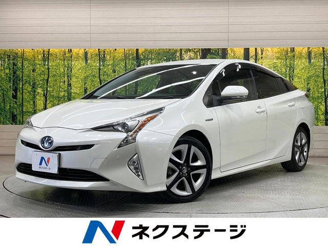 トヨタ プリウス 