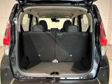 ラゲッジルームも十分あります♪日常の荷物なら楽に積み込めます☆
