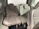 【3列目シート】足元もゆったりしており、家族のお出かけも快適にドライブできます★