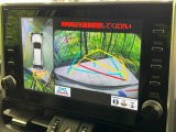 【パノラミックビューモニター】専用のカメラにより、上から見下ろしたような視点で360度クルマの周囲を確認することができます☆死角部分も確認しやすく、狭い場所での切り返しや駐車もスムーズに行えます。