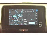 ディスプレイオーディオを装備。スマホとクルマをつなぐことで、これまでのナビに加えて、いろんなサービスが楽しめます。