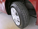 タイヤは4本新品取替済み!タイヤの事は気にせず、安心して乗っていただけます。