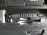 ナビ連動タイプのETC車載機です。ナビゲーションと連動してくれますのでカード未挿入を知らせてくれるなど便利な機能が追加されています。