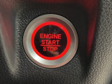 ワンプッシュでエンジンのスタート、ストップが出来て便利です。