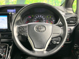 ステアリングも使用感が少なく、きれいな状態となっております♪