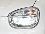 【LEDヘッドライト】省電力で長寿命の明るく運転しやすいLEDヘッドランプです。明るく照らすので暗い夜道からお客様を守ってくれます。お近くの広島マツダまでお越しください。