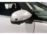 ウィンカー付ドアミラー装備♪デザイン性だけでなく、ドライバーの巻き込み防止など安全運転をサポート致します!対向車や歩行者など周囲からの視認性にも優れていて安心です!
