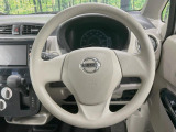 ステアリングも使用感が少なく、きれいな状態となっております♪