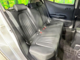 コンパクトカーですが、セカンドシートは十分な広さがあり快適にお乗りいただけます♪シートを倒して大きな荷物を積んだりと、用途の幅が広い1台です。