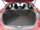 広々としたラゲージスペースを備えています。大きなものや長さのある荷物もしっかりと積み込めます。
