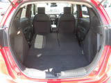 後部座席を収納するとご覧のとおり!大容量の荷室が完成です!