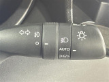 【オートライト(AUTO)】外の明るさをシステムが感知して、自動でヘッドライトが点灯します!ヘッドライトをつけ忘れを防ぐ便利機能です。