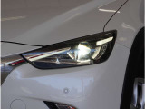 【LEDヘッドライト】省電力で長寿命の明るく運転しやすいLEDヘッドランプです。明るく照らすので暗い夜道からお客様を守ってくれます。お近くの広島マツダまでお越しください。