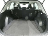 開口部の広いラゲージスペースは、ゴルフバックなどの荷物もラクラク積み込めます。