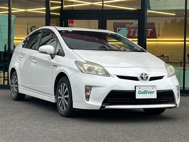 プリウス 1.8 S E-Four 4WD 修復歴無し