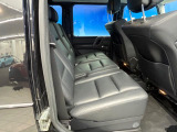 ●後部座席も気になるようなキズ・汚れやへたり等、大きなダメージはなく、良好な状態です。