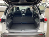 ラゲッジルームです。後席を倒せば大きな荷物も積み込み可能です。