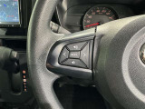 ステアリングスイッチ装備!運転しながら手元でオーディオの操作などができます。