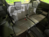 3列目シートはもちろん状態良好☆大人でもゆったりと座って頂けますので、大人数でのお出かけもラクラクです♪ご家族で、気の知れた仲間で、ドライブに行くのが楽しみですね♪