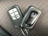 便利なスマートキー2個付きです。