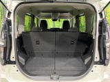 普段のお買い物や通勤、送迎等に十分な荷室スペースを確保しております。セカンドシートを倒すと、大きな荷物の積載も可能です♪