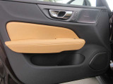 助手席ドアパネル