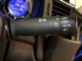 オートヘッドライトあります!!