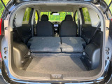 後席を格納すると、これだけの広さが!シーンに合わせたシートアレンジで、大きな荷物も積むことが出来ます♪