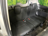 3列目シートはもちろん状態良好☆大人でもゆったりと座って頂けますので、大人数でのお出かけもラクラクです♪ご家族で、気の知れた仲間で、ドライブに行くのが楽しみですね♪